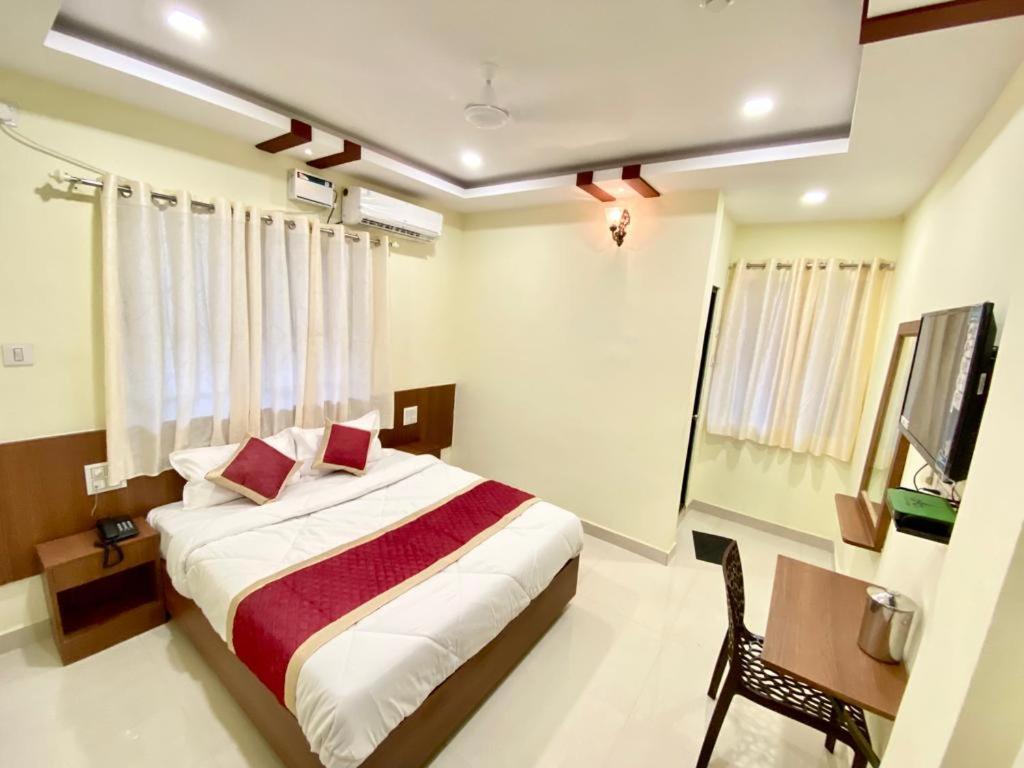Отель Prabhuvihar Residency Альто-Порворим Экстерьер фото