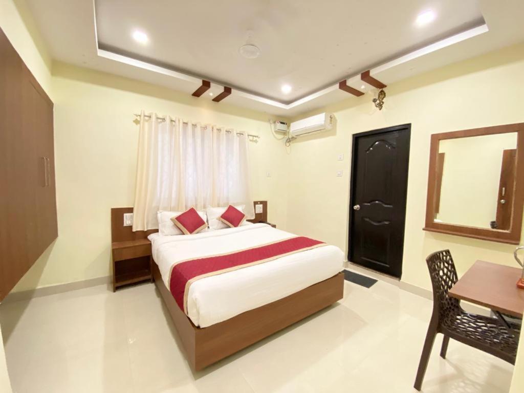 Отель Prabhuvihar Residency Альто-Порворим Экстерьер фото